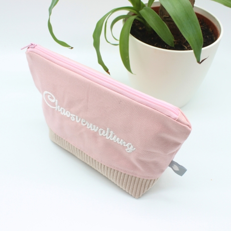 Bestickte Universaltasche Rosa „Chaosverwaltung“ Handmade genäht