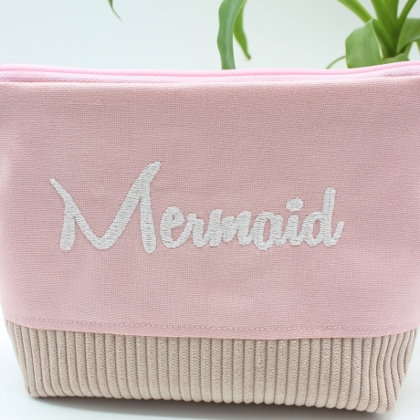 Bestickte Universaltasche Rosa „Mermaid“ Handmade genähtes Unikat