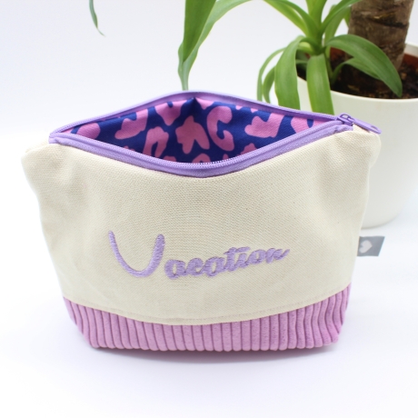 Bestickte Universaltasche Beige „Vacation“ Handmade Unikat