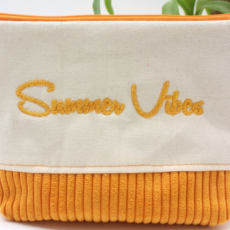 Bestickte Universaltasche Beige „Summer Vibes“ Handmade Unikat