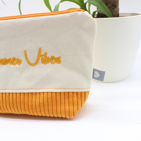 Bestickte Universaltasche Beige „Summer Vibes“ Handmade Unikat