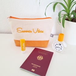 Bestickte Universaltasche Beige „Summer Vibes“ Handmade Unikat