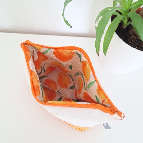 Bestickte Universaltasche Beige „Summer Vibes“ Handmade Unikat