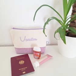 Bestickte Universaltasche Beige „Vacation“ Handmade Unikat