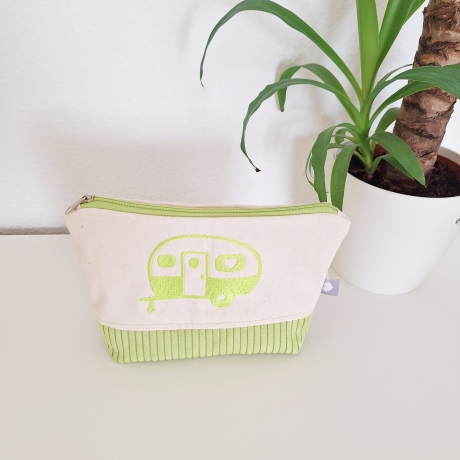 Bestickte Universaltasche Beige „Camper“ Handmade Unikat