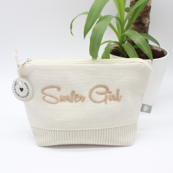 Bestickte Universaltasche Beige „Surfer Girl“ Handmade Unikat