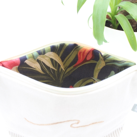 Bestickte Universaltasche Beige „Welle“ Handmade Unikat