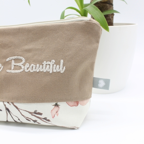 Bestickte Universaltasche „You're Beautiful“ handmade Unikat