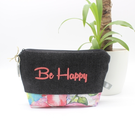 Universal-/Kosmetiktasche bestickt Be Happy Handmade Geschenkidee