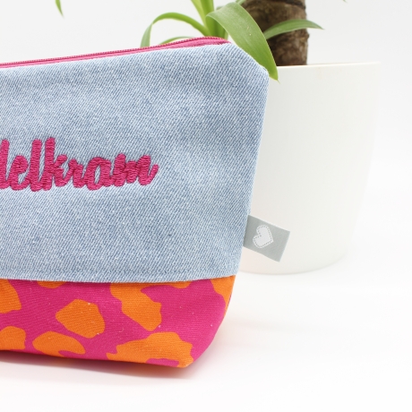Bestickte Kosmetiktasche Jeans „Tüddelkram“ – handmade Unikat