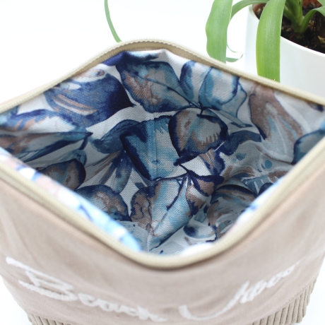 Bestickte Universaltasche „Beach Vibes“ Sommerlich Handmade