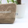 Bestickte Universaltasche Braun „Wanderlust“ Reisen Sommerlich