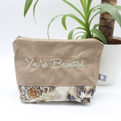 Bestickte Universaltasche Braun „You're Beautiful“ Handmade