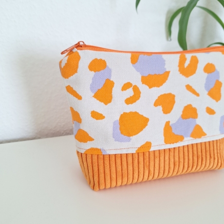Universaltäschchen aus Canvas & Cord - Leoprint Orange Flieder