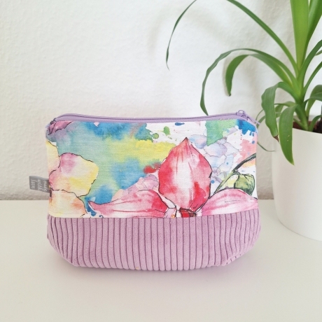 Universaltasche aus Canvas & Cord - Blumen Flieder
