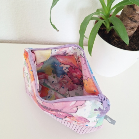 Universaltasche aus Canvas & Cord - Blumen Flieder
