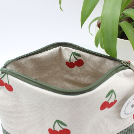 Universaltäschchen aus Canvas & Cord - Kirschen Sommerlich