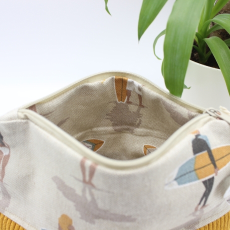 Universaltäschchen aus Canvas & Cord - Surfer Girl