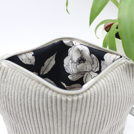 Universaltäschchen Cord Hellgrau Uni - handgenähtes Unikat