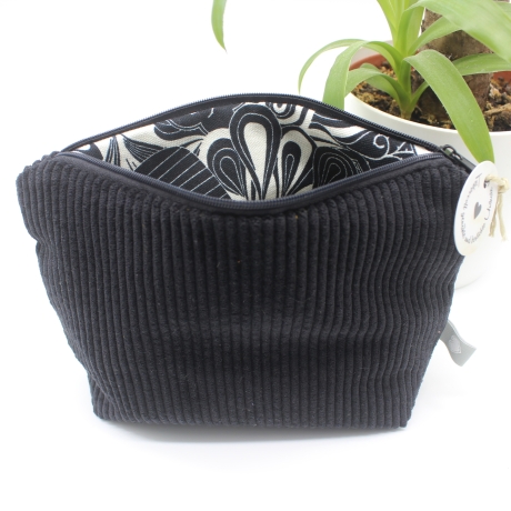 Universal-/Kosmetiktasche Cord Schwarz Geschenkidee Handmade