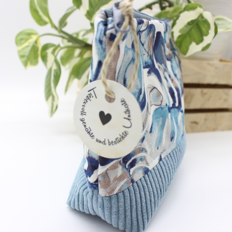 Universal-/Kosmetiktasche Hellblau Geschenkidee Handmade Unikat
