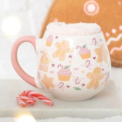 Weihnachtsbecher mit Lebkuchen- & Muffin-Print und Kuschelsocken