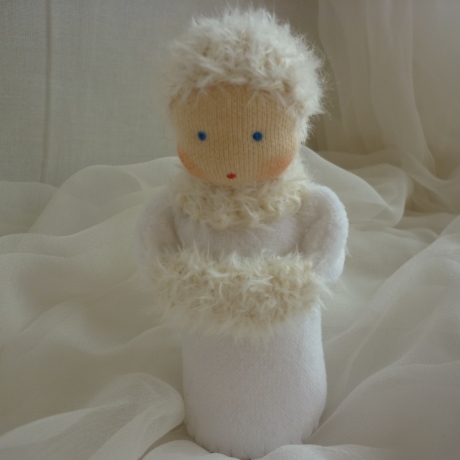 TausendschönStoffpuppen: Winterkind, Schneemädchen
