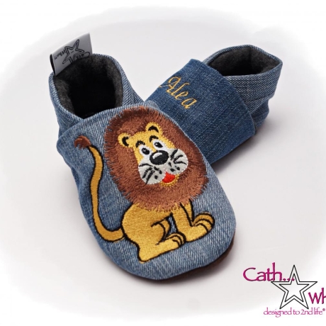 Upcycling Jeanspuschen Löwe vegan