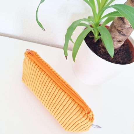 Mäppchen/Universaltasche aus Cord Orange - praktisch & vielseitig