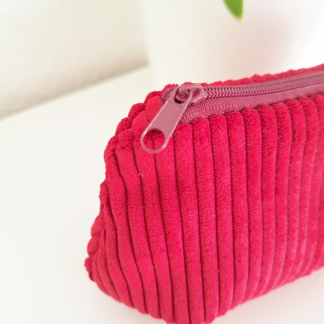 Mäppchen / Universaltasche aus Cord Rot - praktisch & vielseitig