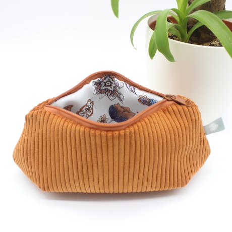Mäppchen/Universaltasche aus Cord Rost - handgenähtes Unikat