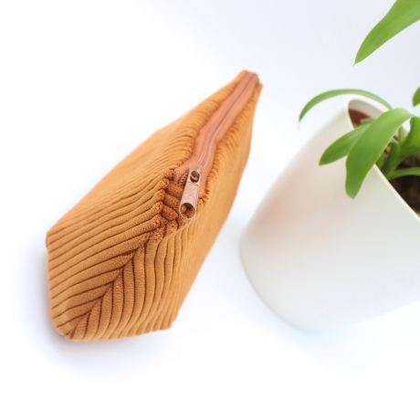Mäppchen/Universaltasche aus Cord Rost - handgenähtes Unikat