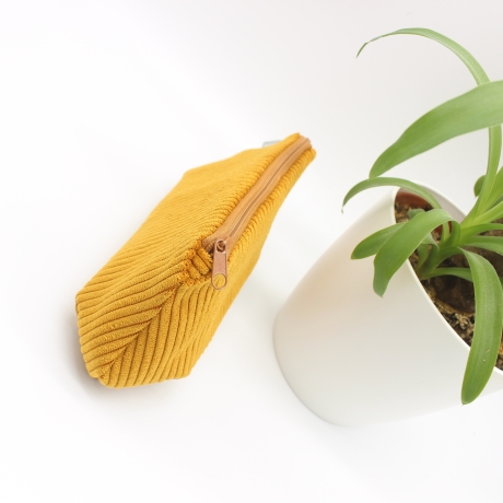 Mäppchen/Universaltasche aus Cord Senfgelb - handgenähtes Unikat