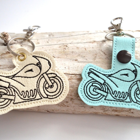 Stickdatei Motorrad Tourenmaschine Schlüsselanhänger