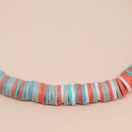 Personalisiertes Heishi Perlenarmband Wunschtext Boho Sommer