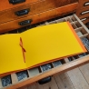 Fotoalbum mit Satinband, Prägung, handgemacht, Kartonblätter bunt