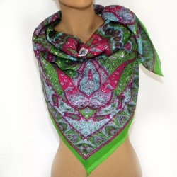 Ganzjahres-Retro-Schal, 100 x 100 cm, mai-grün, neu