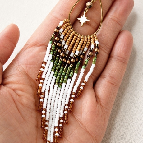 Lange Boho Ohrringe Liora –  Perlenohrringe mit Stern