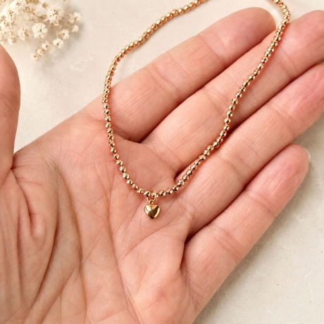 Armband mit Herz aus Hämatit in Roségold – Persönliches Geschenk