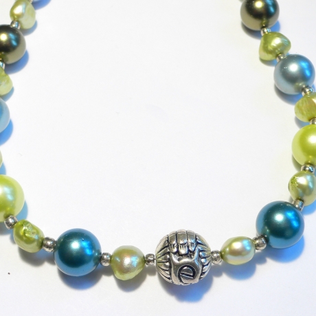Kette Perlenkette mit Süßwasserperlen  grün blau grau