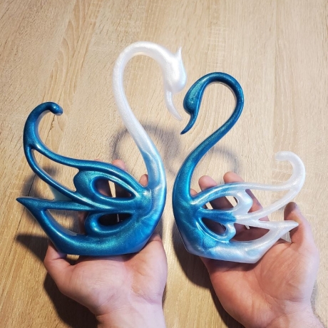Dekoschwäne aus Epoxidharz
