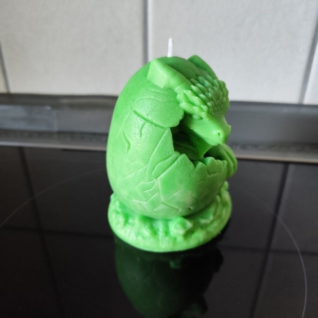 Drachenei Kerze aus Sojawachs, 3D Drache, Grün