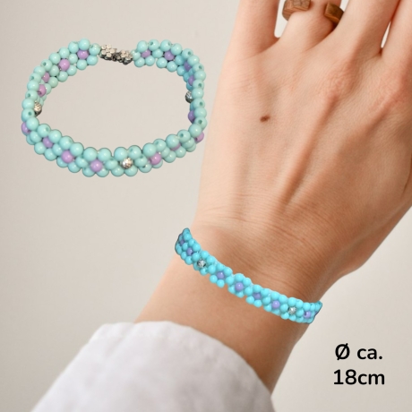 Perlenarmband Blumenmuster