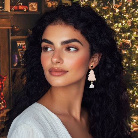 Rosa Weihnachts Ohrringe – Tannenbaum Ohrhänger aus Polymer Clay