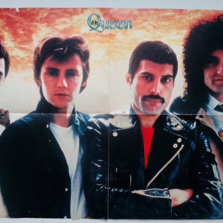QUEEN VINTAGE POSTER