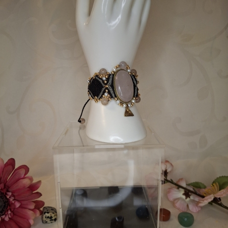 Makramee Armband mit Rosenquarz