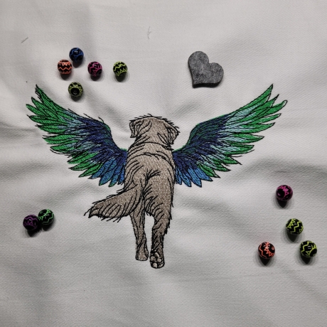 Hund mit seinen Flügeln - 16.39 x 11.22 cm
