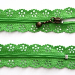 1x Reißverschluss Spitze 20 cm Mittelgrün