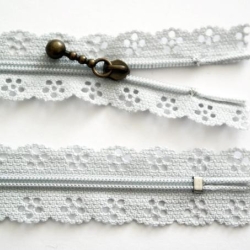 1x Reißverschluss Spitze 20 cm Hellgrau