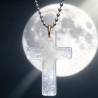 Glow Kreuz Amulett – Blau leuchtender Anhänger| Lumina Collection